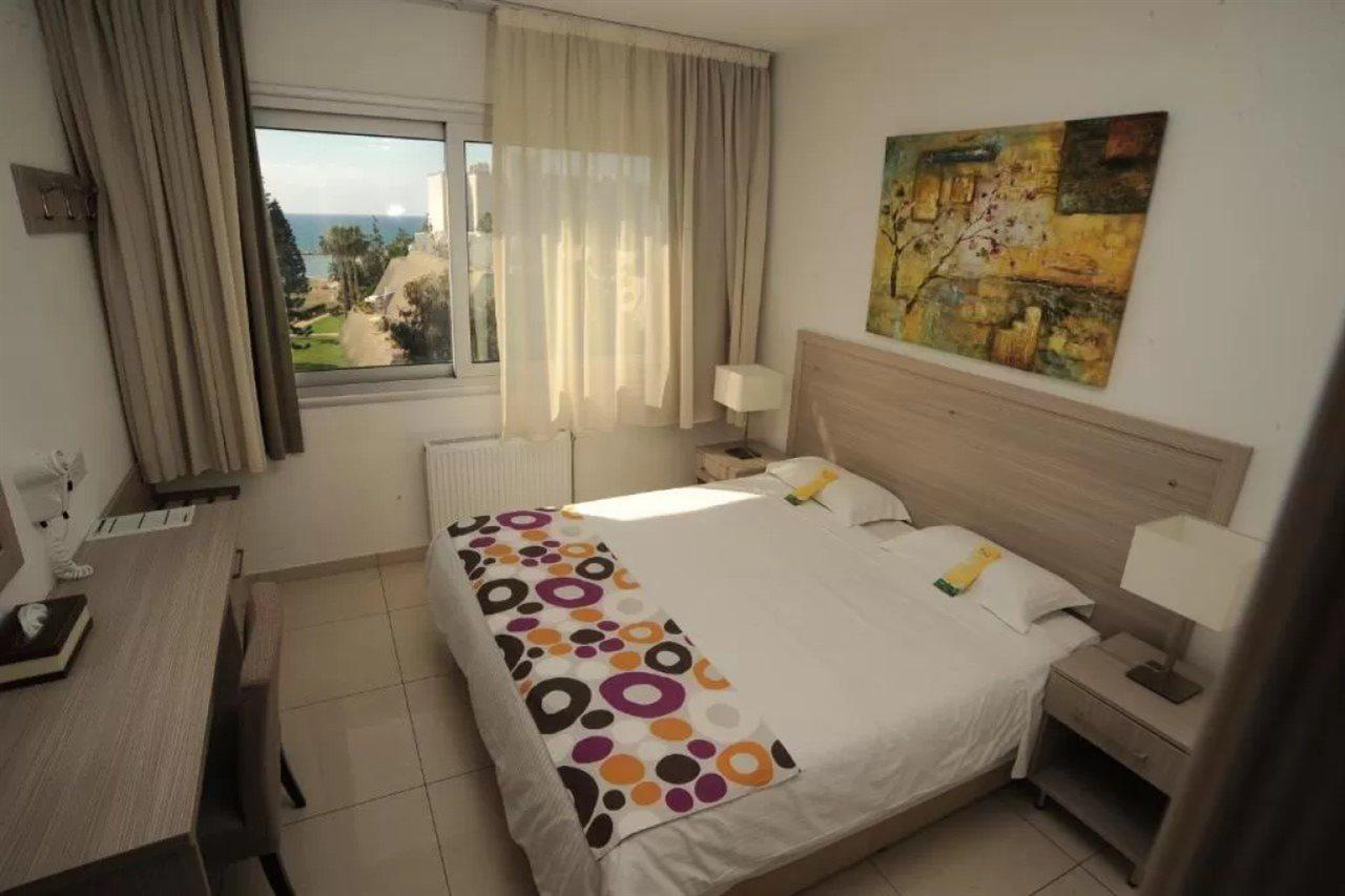 Frixos Suites Hotel Apts Voróklini Kültér fotó